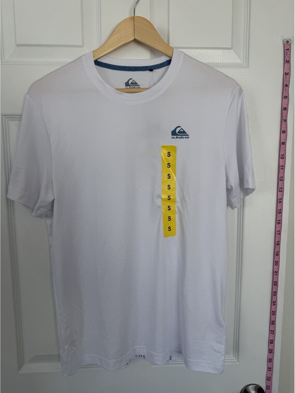 Quick Silver White Active Shirt Small- White
